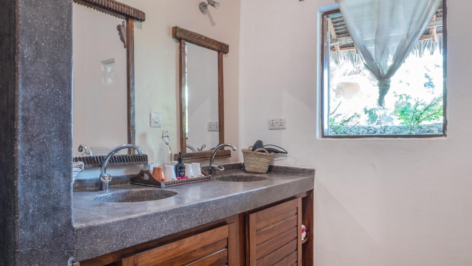 Raha Lodge Zanzibar Boutique Hotel Jambiani  Bagian luar foto